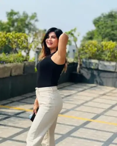 Call Girls Mandalgarh Cash On Delivery